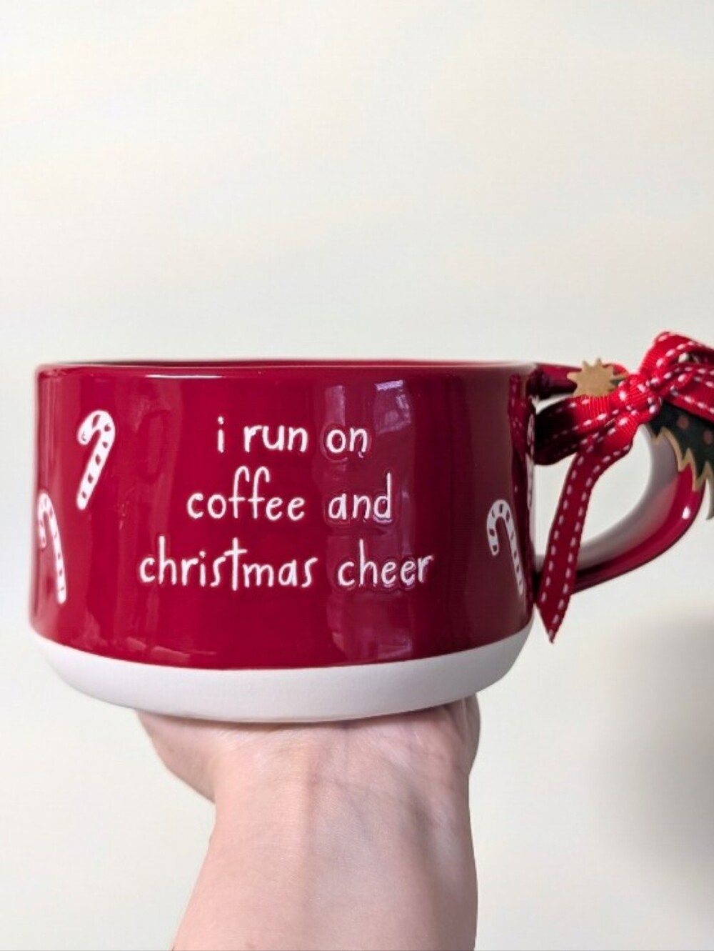 Rae Dunn I RUN ON COFFEE AND CHRISTMAS CHEER Large Christmas Latte Mug ☕🍬